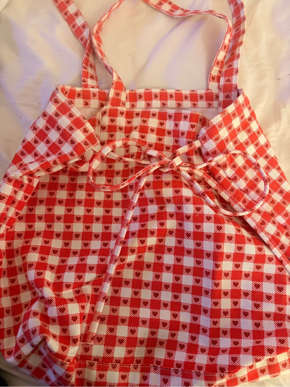 Red and White gingham heart pattern tote